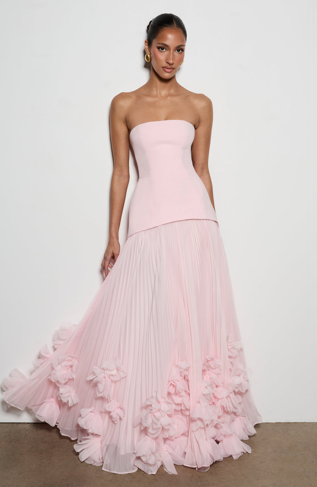 Serafina™ - Vestido Largo con Apliques Rosa Empolvado