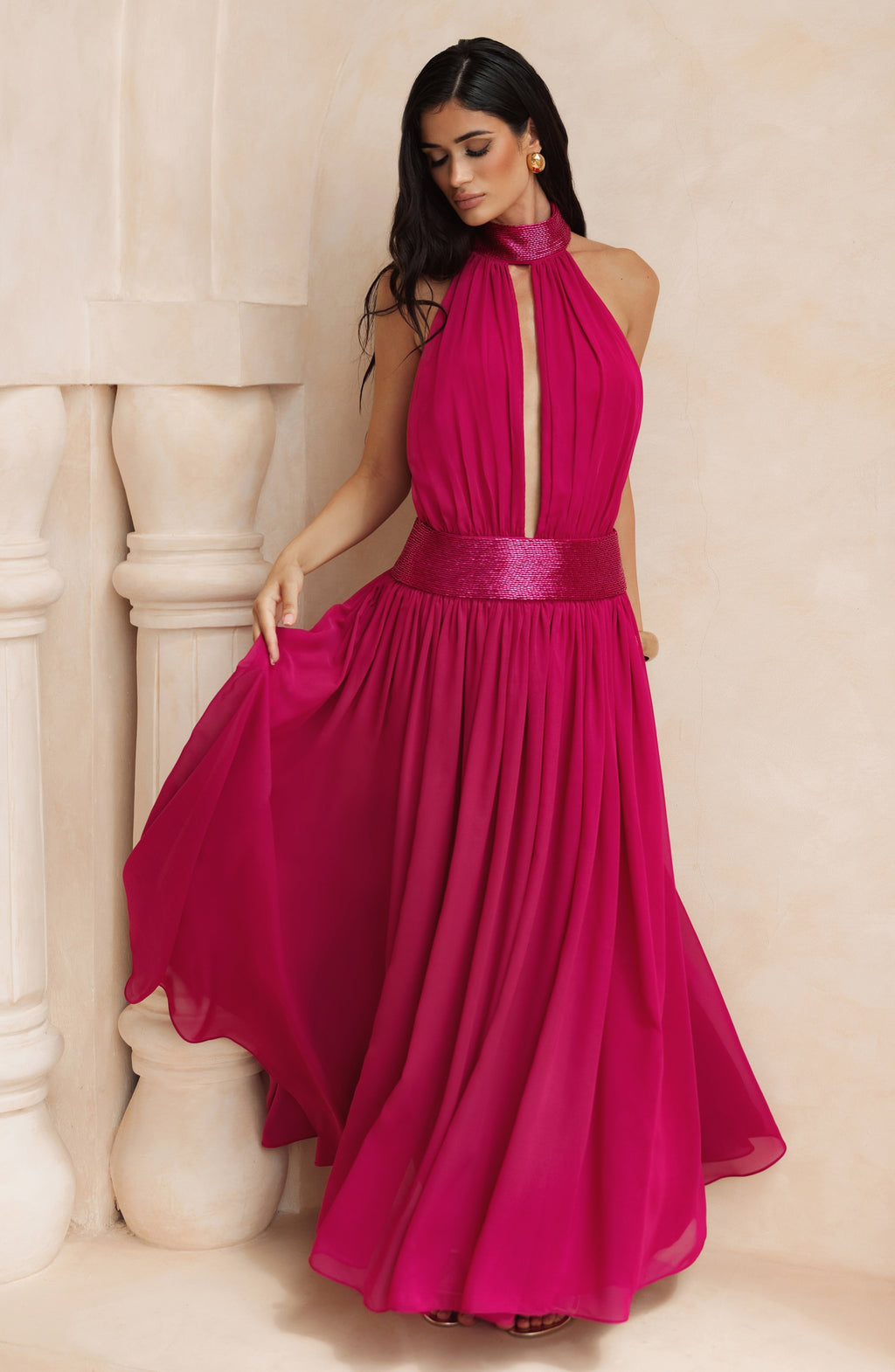 Rosalina™ en frambuesa, vestido largo de chifón, cuello halter