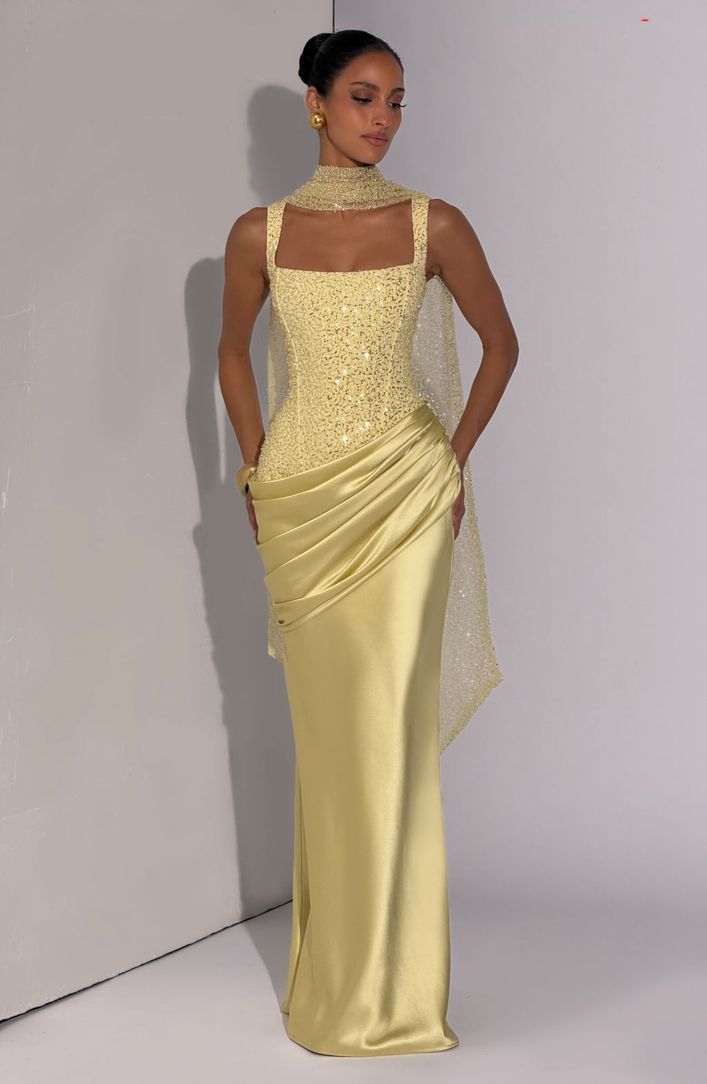 Alejandra™ amarillo limón, una opción de Ana Ibiza para una boda de noche, foto 8
