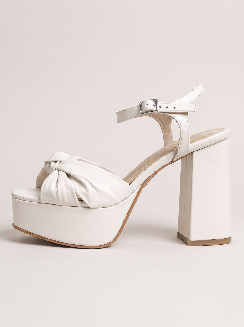Triana™ - Sandalias de Plataforma con Pulsera Marfil