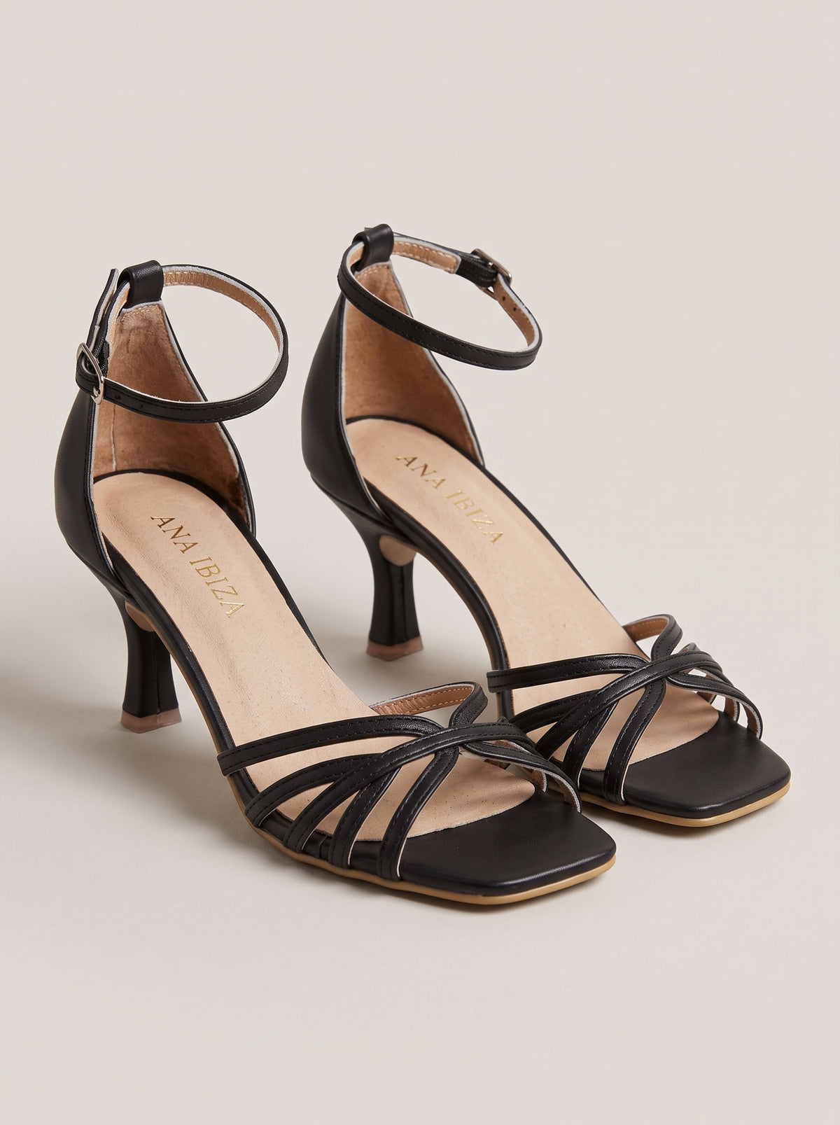 Maite™ - Sandalias de Tacón con Tiras Cruzadas Negras