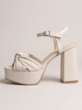 Triana™ - Sandalias de Plataforma con Pulsera Hueso
