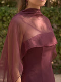 Estola de organza burdeos para invitada - Nerea™ Ana Ibiza