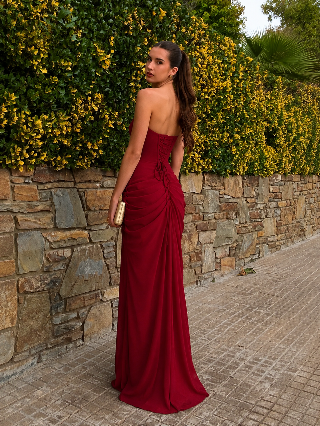 Cyra™ en rojo, vestido largo de chifón, con corsé