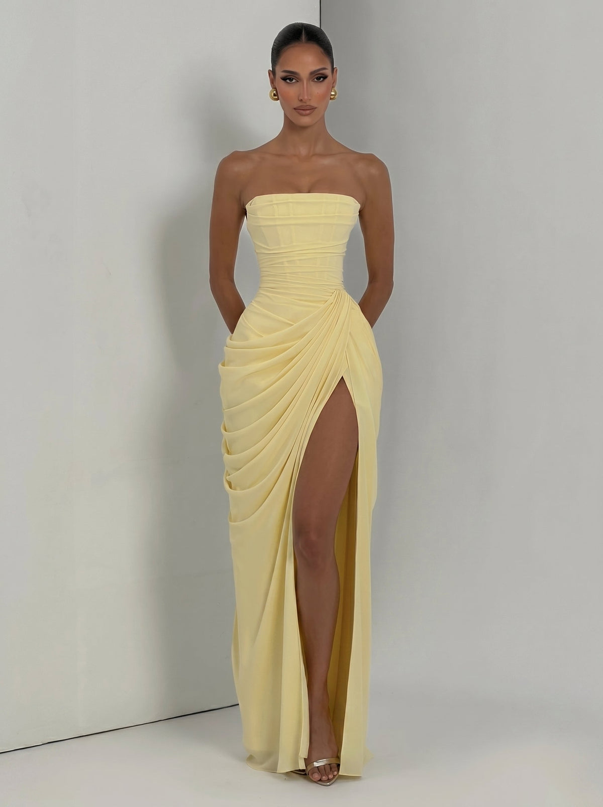 Look para una boda de noche: vestido Cyra™ en amarillo, foto 6