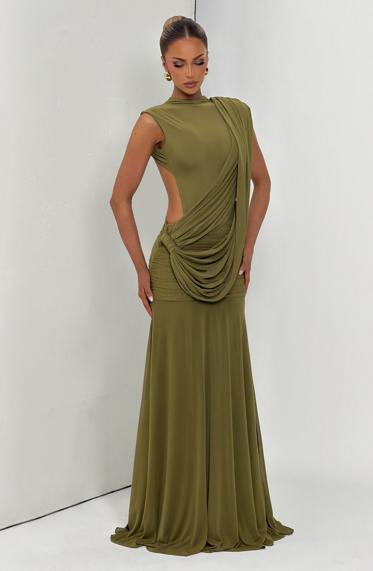 Vestido Mireya™ oliva con fruncido favorecedor, foto 9