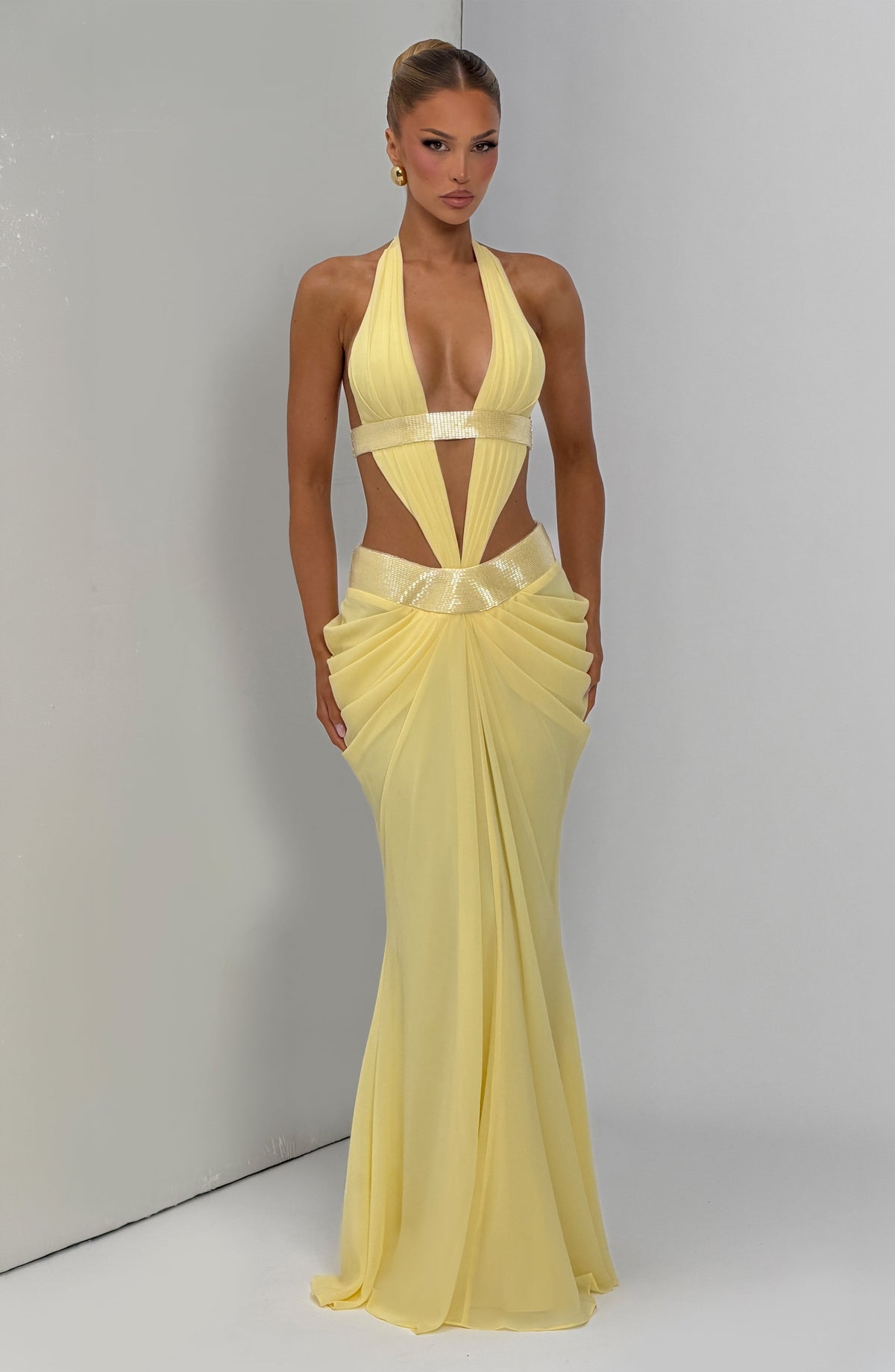 Sofía™ amarillo limón, una opción de Ana Ibiza para una graduación, foto 8