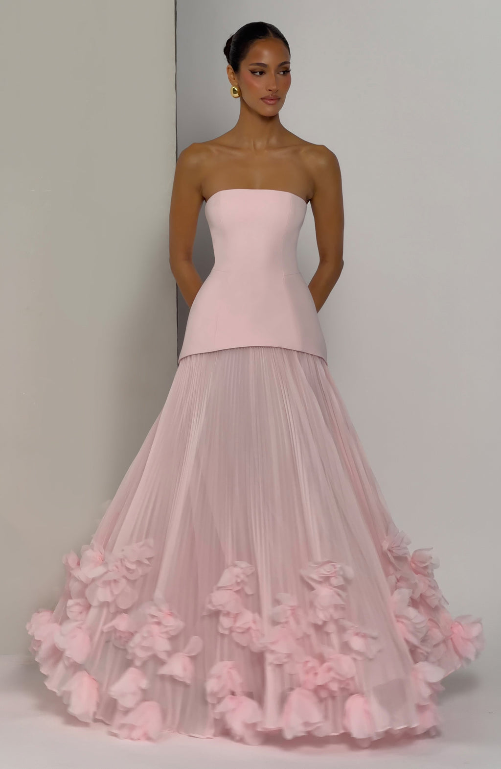 Serafina™ - Vestido Largo con Apliques Rosa Empolvado