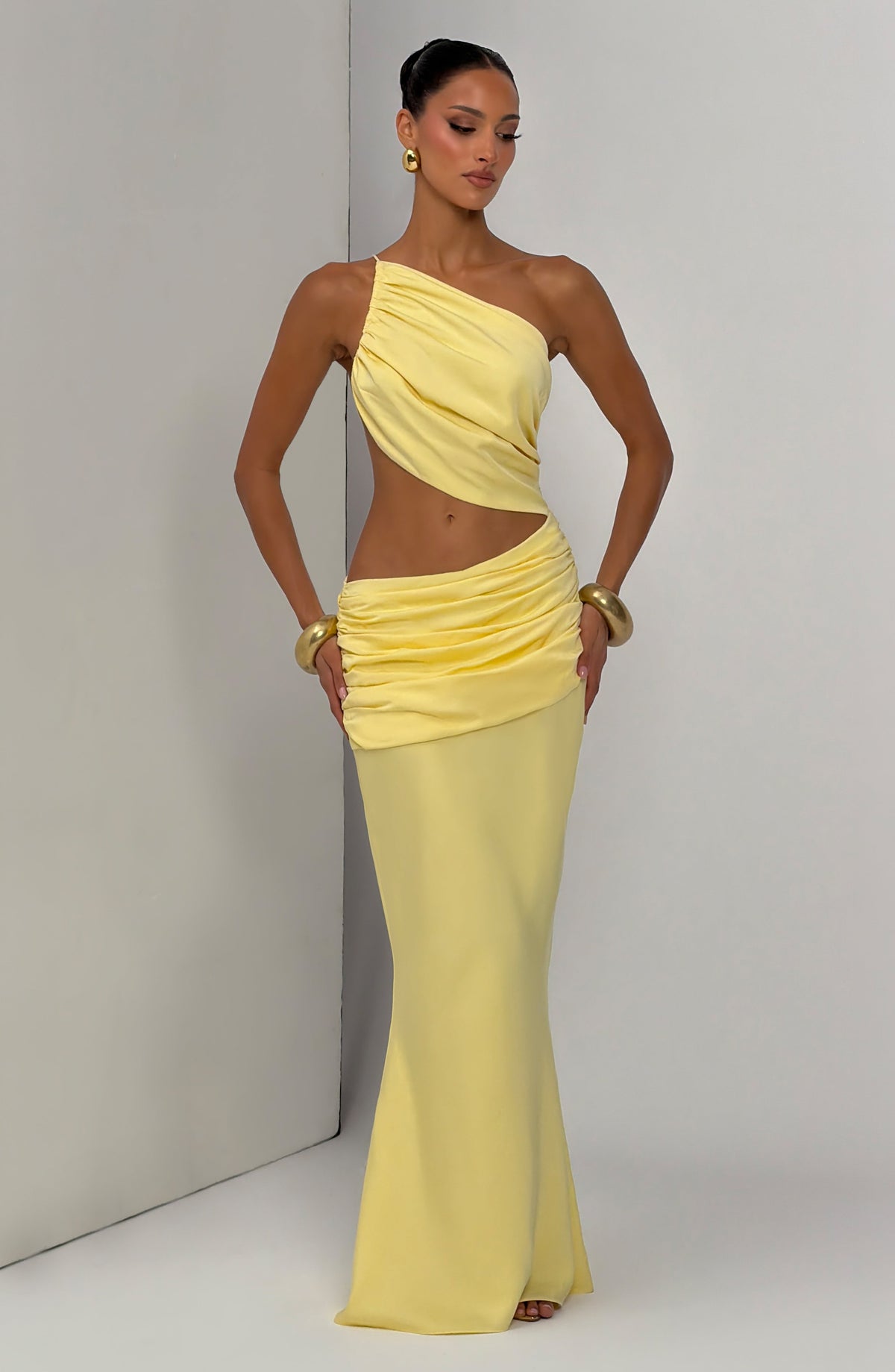 Look para una boda de tarde: vestido Marina™ en amarillo limón, foto 6