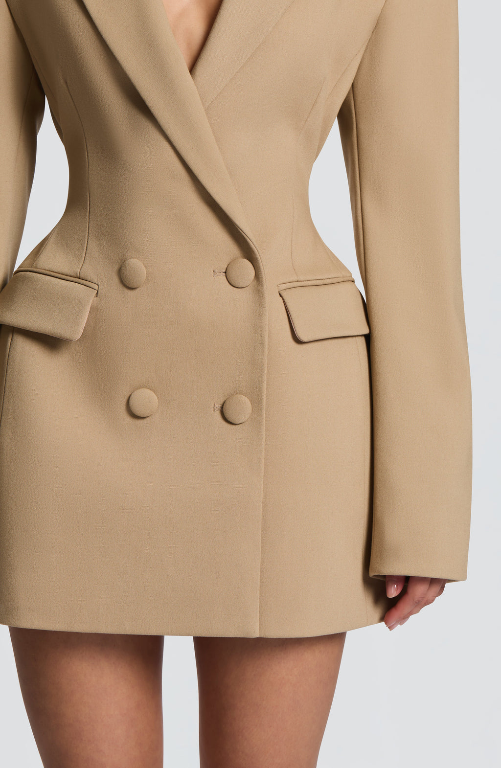 Look para tu cumpleaños: vestido americana corto Elvira™ arena, foto 6