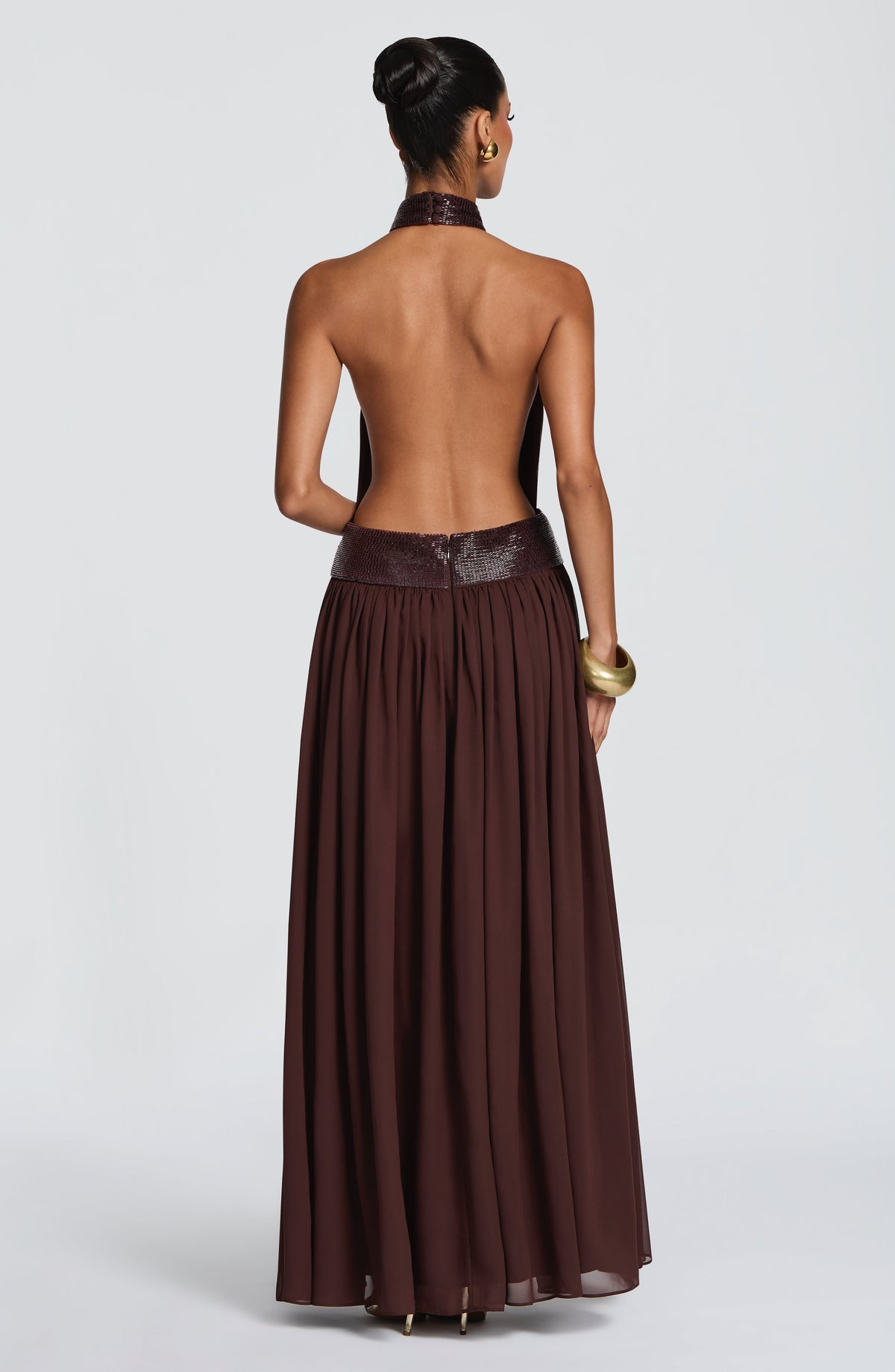 Rosalina™ en ciruela, vestido largo de chifón, cuello halter