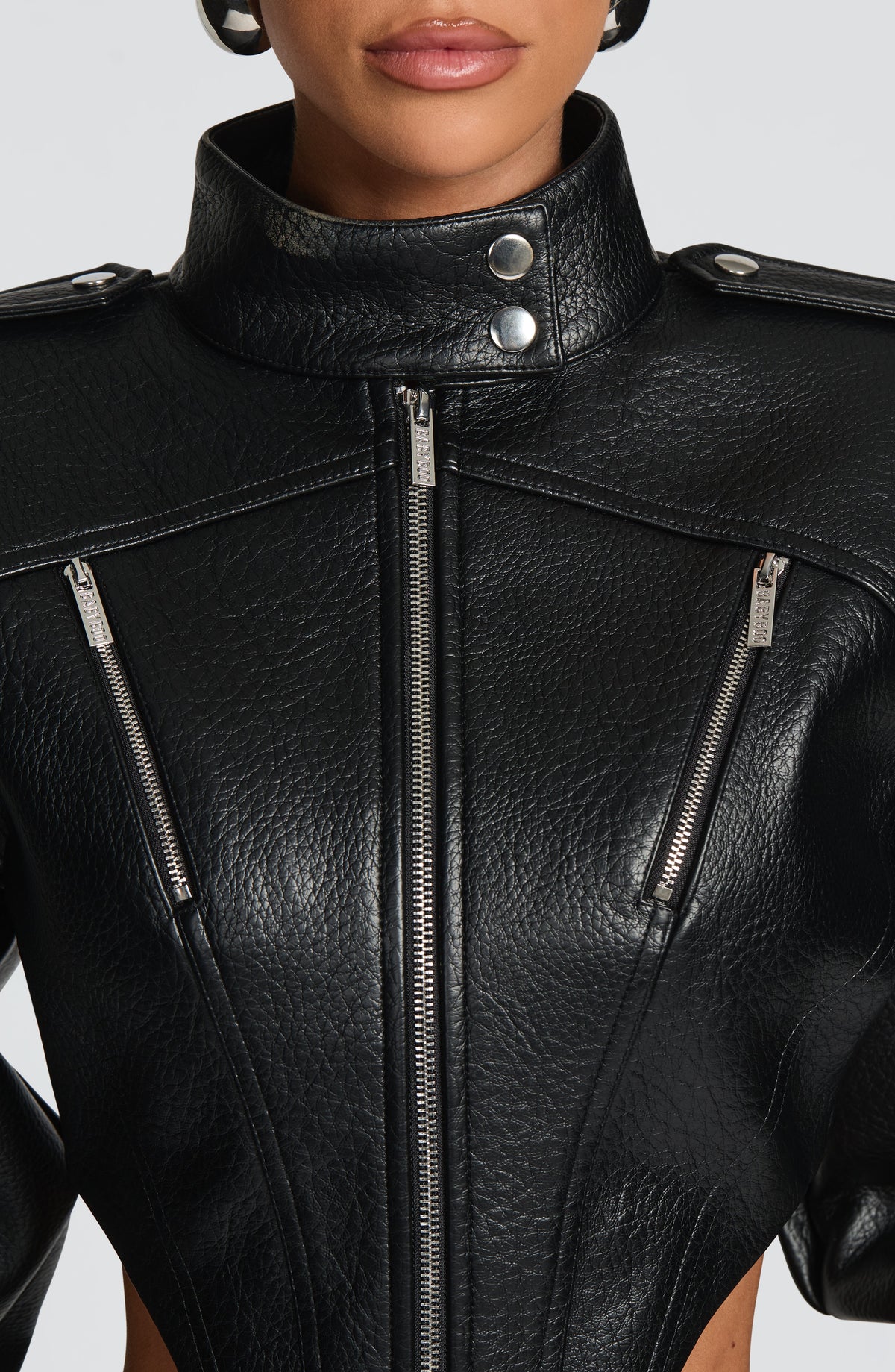 Mónica™ - Chaqueta con Cuello Mao Negra