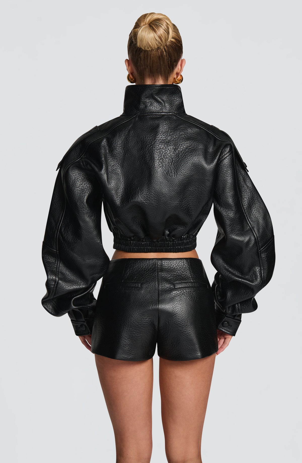 Noemí™ - Chaqueta Corta de Polipiel Negra