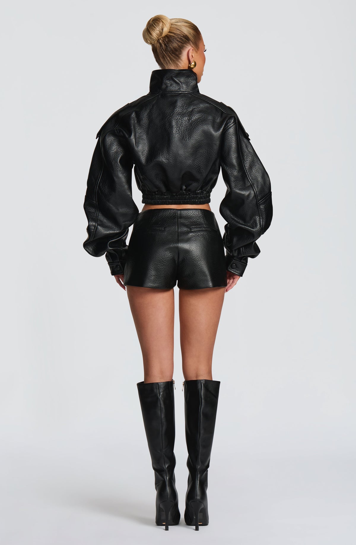 Noemí™ - Chaqueta Corta de Polipiel Negra