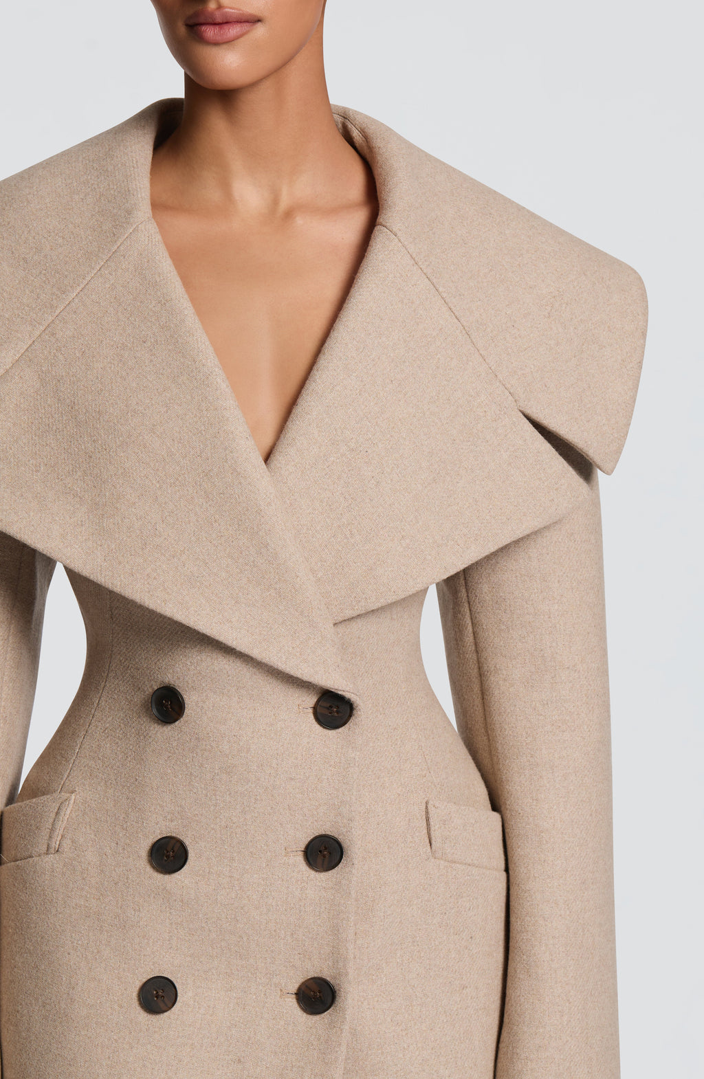 Lourdes™ - Abrigo Largo Cruzado de Paño Beige