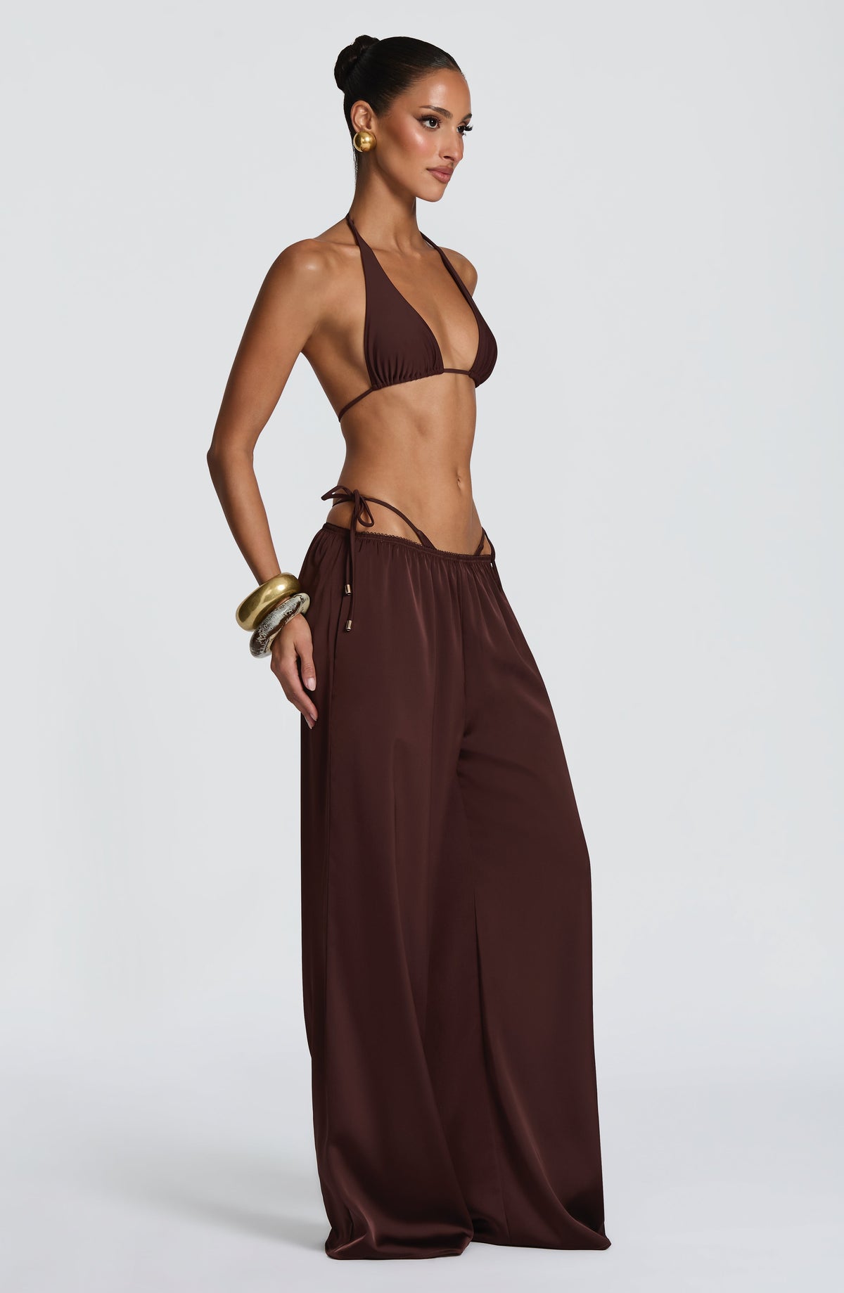 Soraya™ en ciruela, pantalón palazzo de satén
