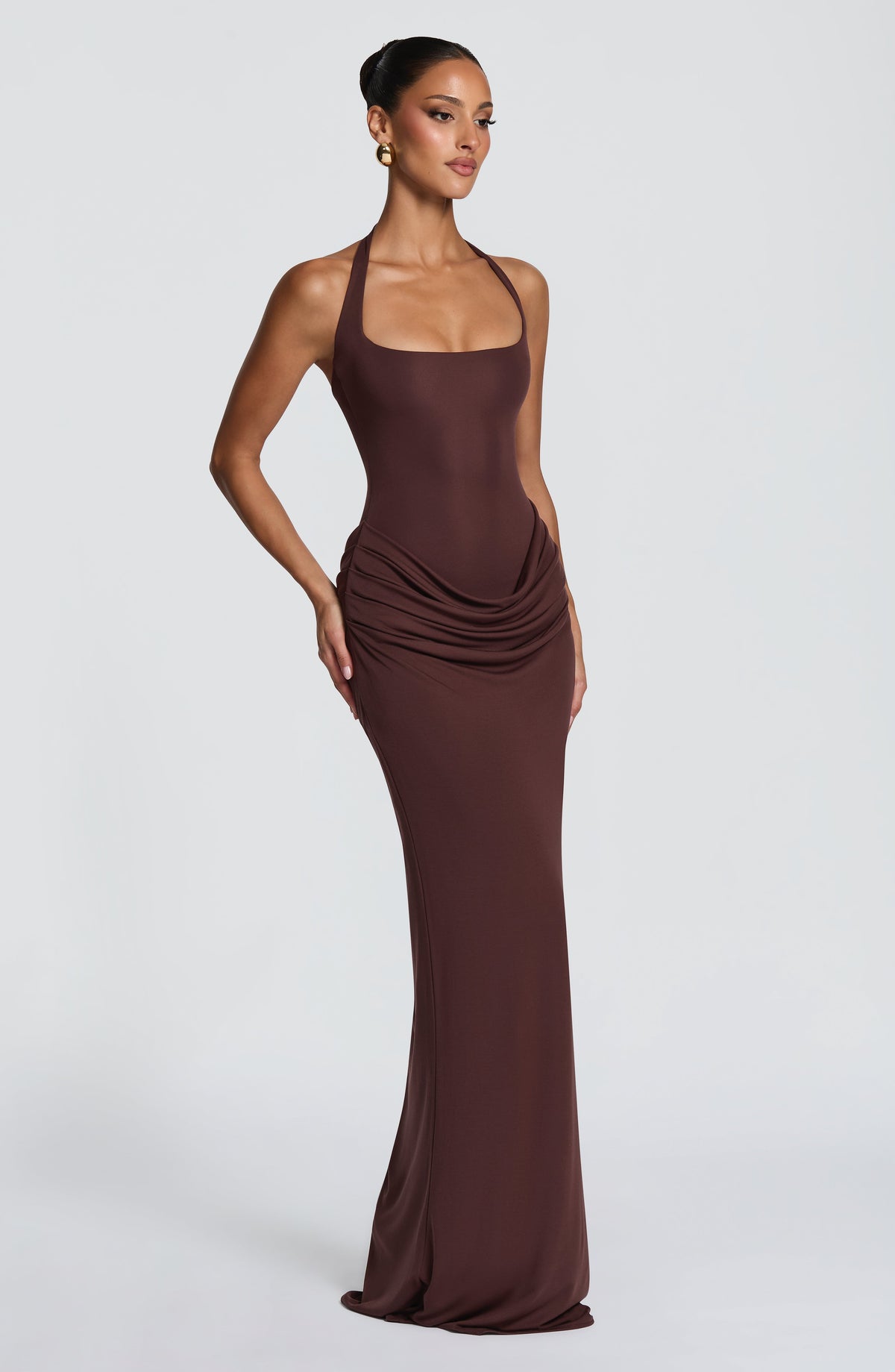 Mujer con el vestido Sonia™ ciruela para una fiesta, foto 3
