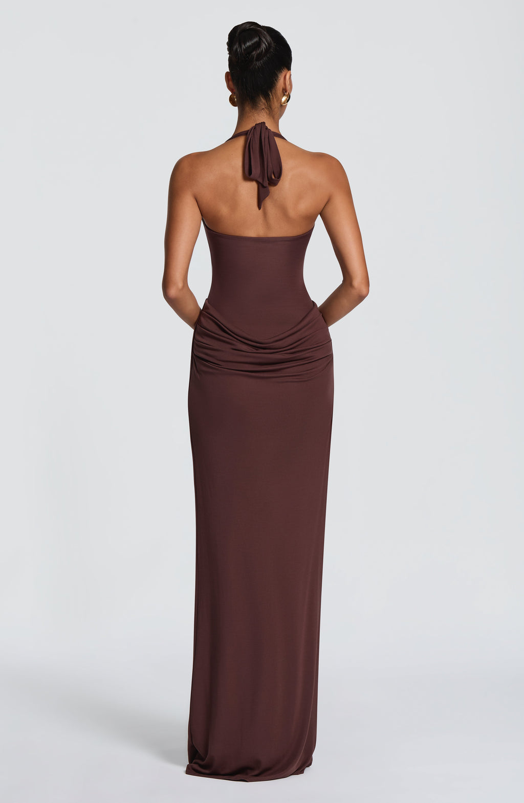 Sonia™ en ciruela, vestido largo de punto, cuello halter