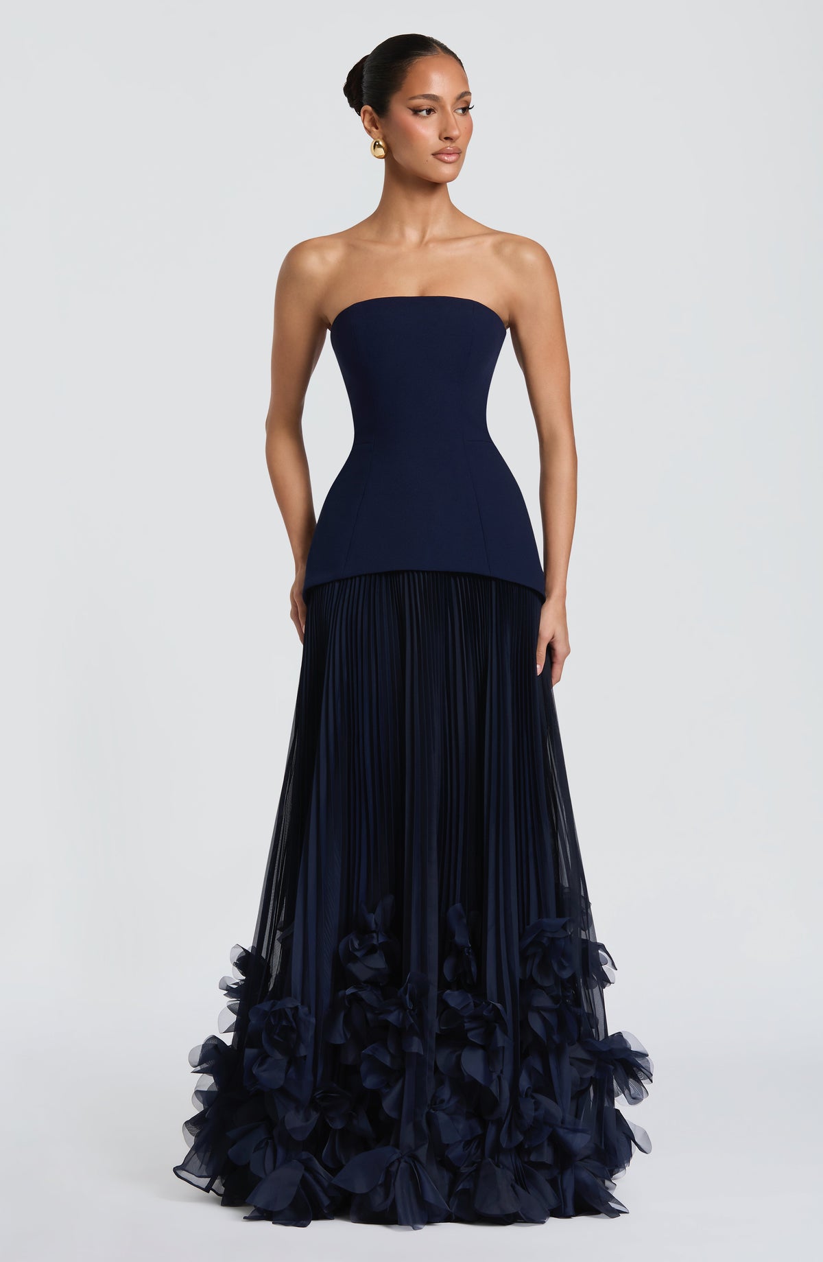 Serafina™ - Vestido Largo con Apliques Azul Marino
