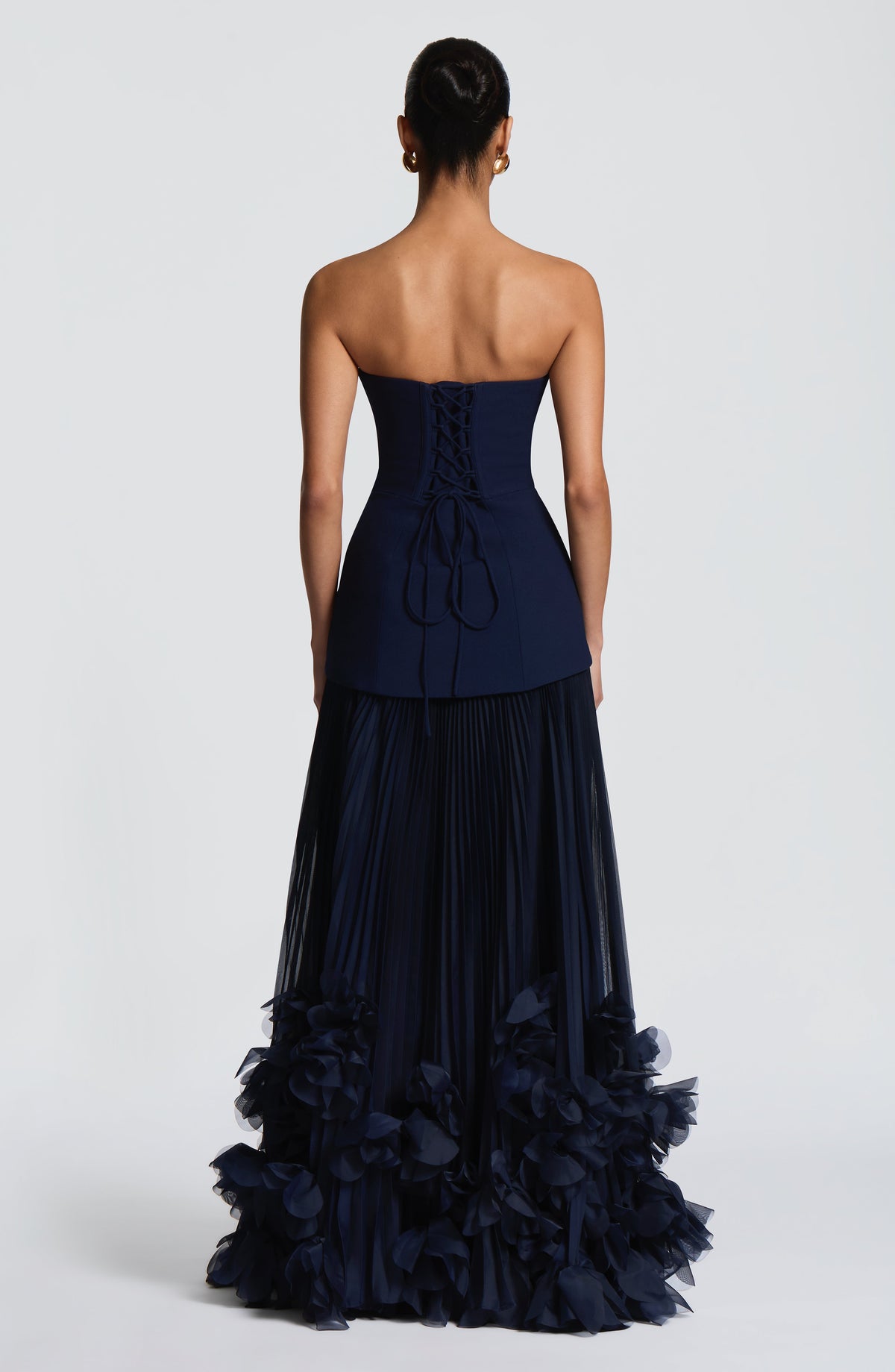 Serafina™ - Vestido Largo con Apliques Azul Marino