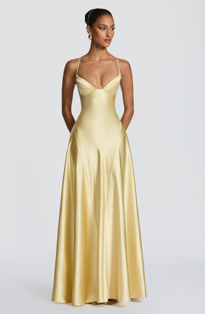 Natalia - Vestido Largo de Satén con Lazada Limón
