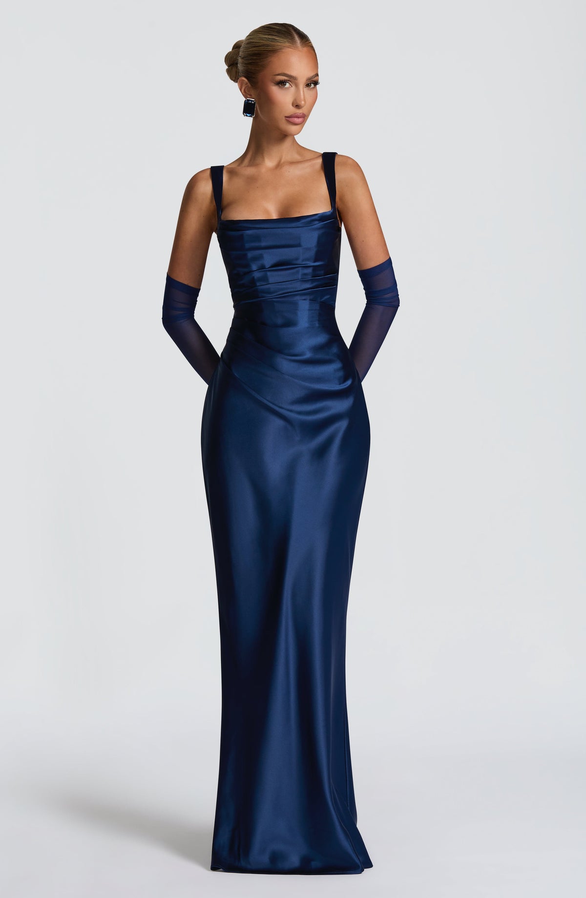 Vestido de graduación largo azul marino de satén - Carlota™ Ana Ibiza