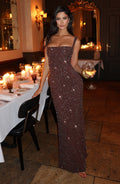 Carlota™ en ciruela, vestido largo bordado, con corsé