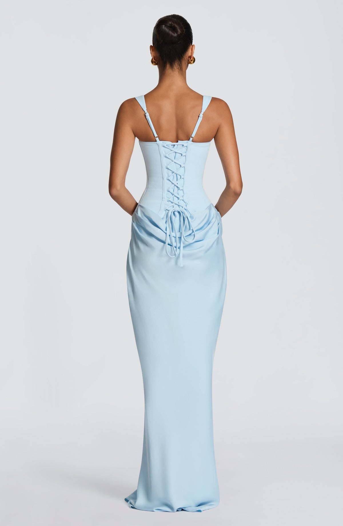 Cornelia™ en azul bebé, vestido largo con corsé, escote drapeado