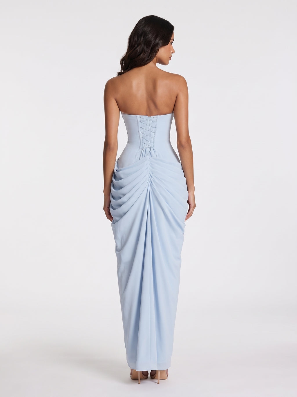 Vestido Cyra largo de chiffon celeste – espalda