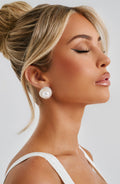 Diana™ - Pendientes Redondos con Perla Plateados