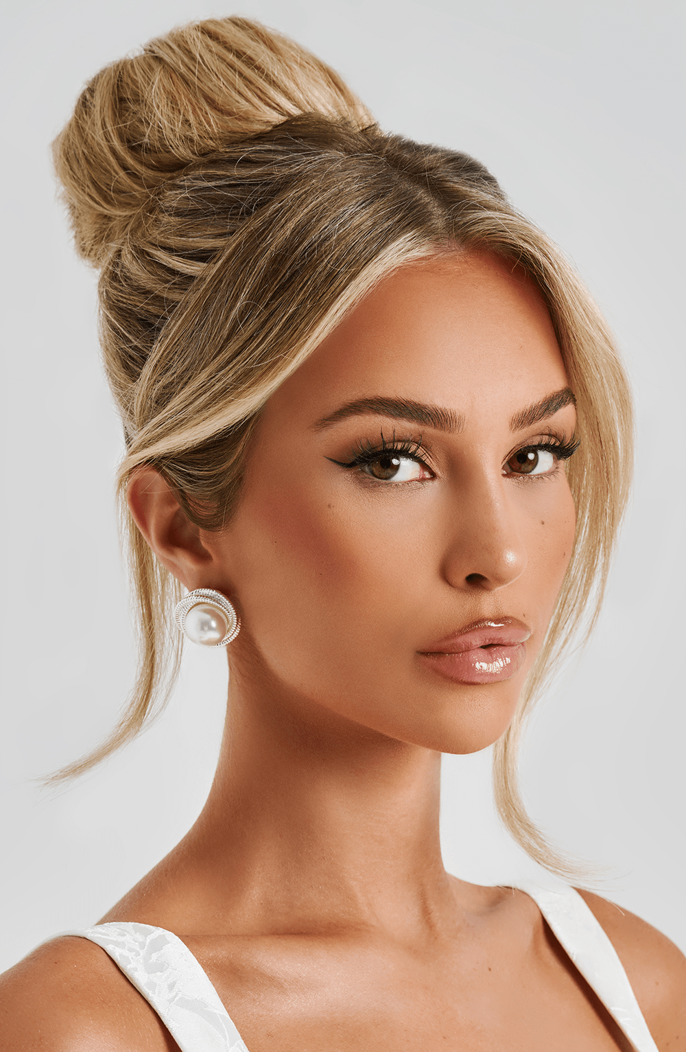 Diana™ - Pendientes Redondos con Perla Plateados
