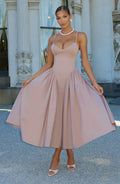 Emma™ en tierra, vestido midi con godets, con corsé