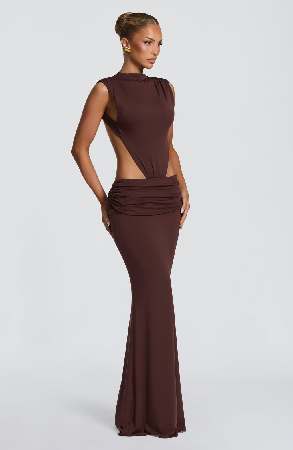 Look para una graduación: vestido Fernanda™ en ciruela, foto 6