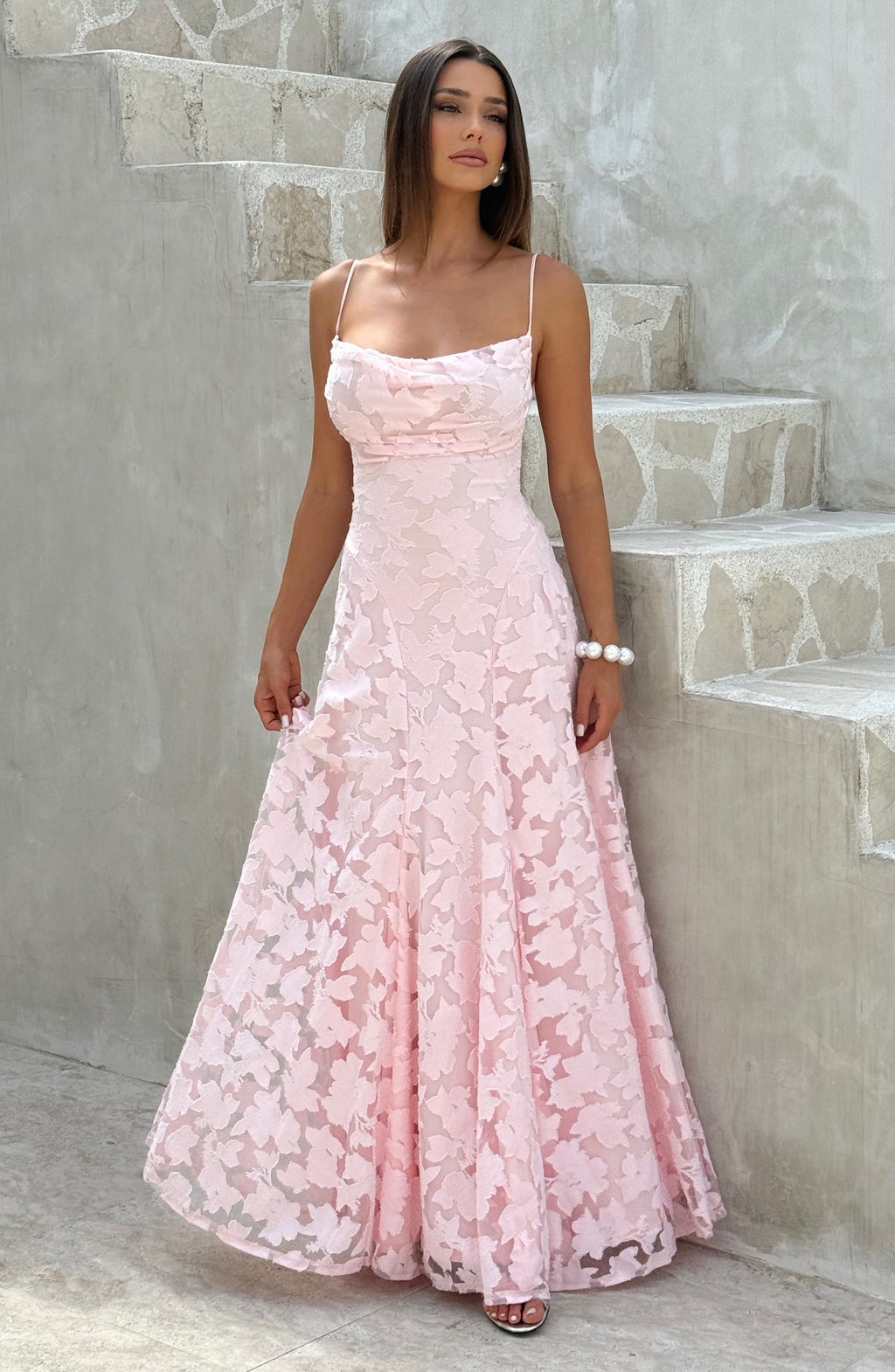 Matilda™ en rosa, vestido largo drapeado, espalda al aire