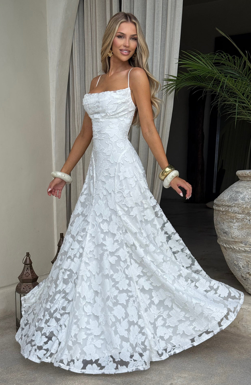 Vestido de evento Matilda™ marfil con escote drapeado, foto 4