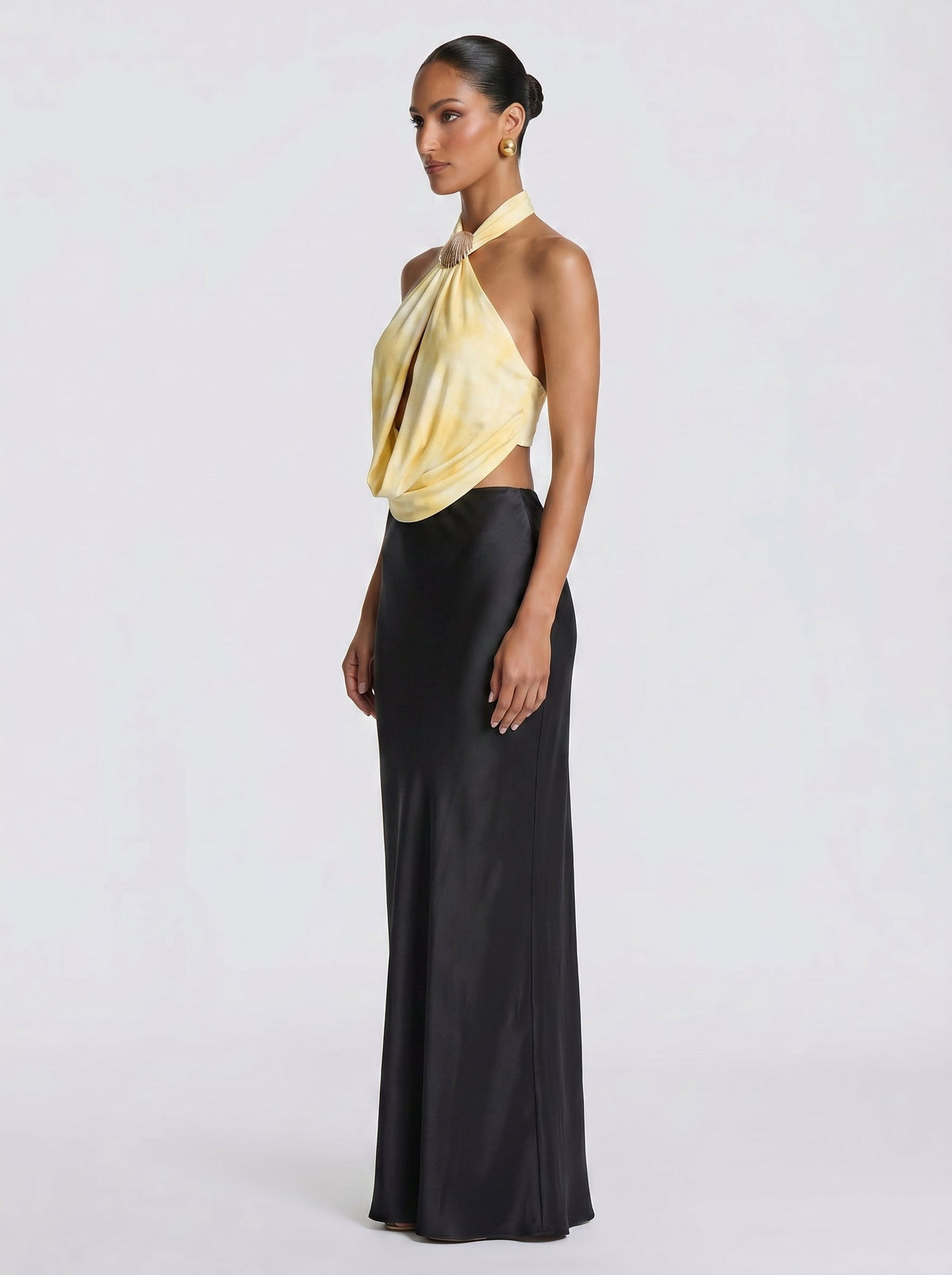 Conjunto de satén amarillo Inma™ para un bautizo, foto 5
