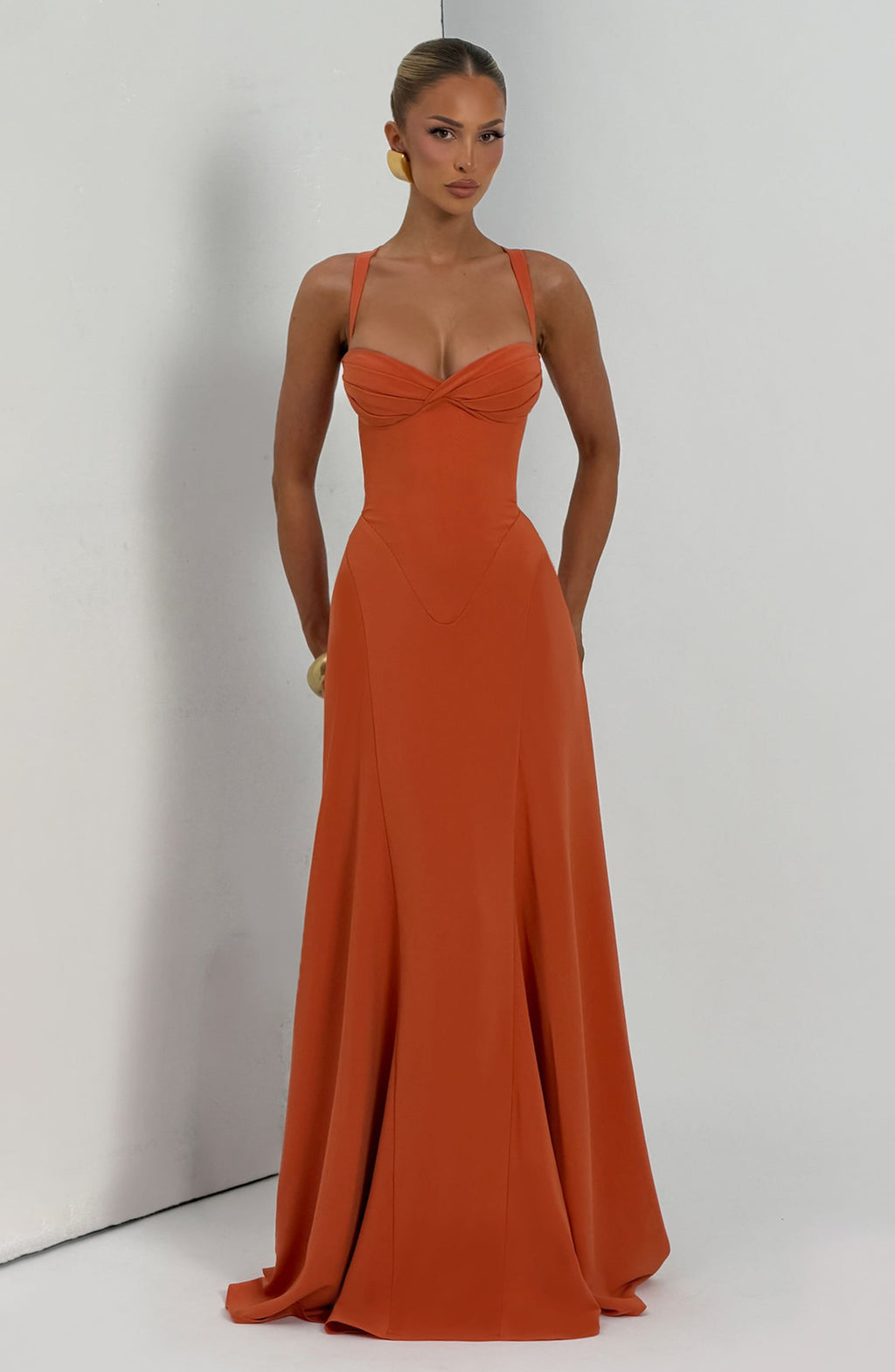 Look para una graduación: vestido Irene™ en naranja, foto 6