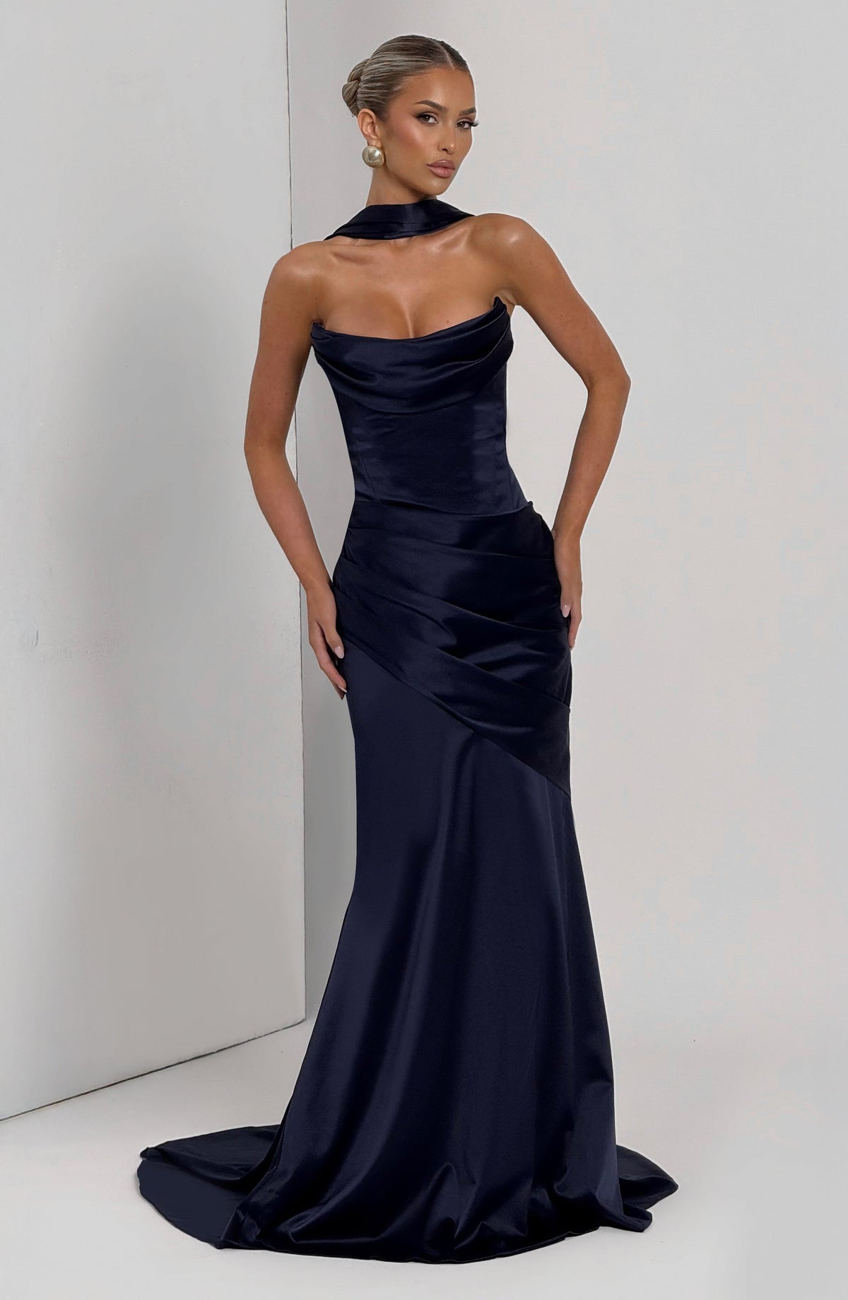 Vestido Cristina™ azul marino con palabra de honor, foto 9