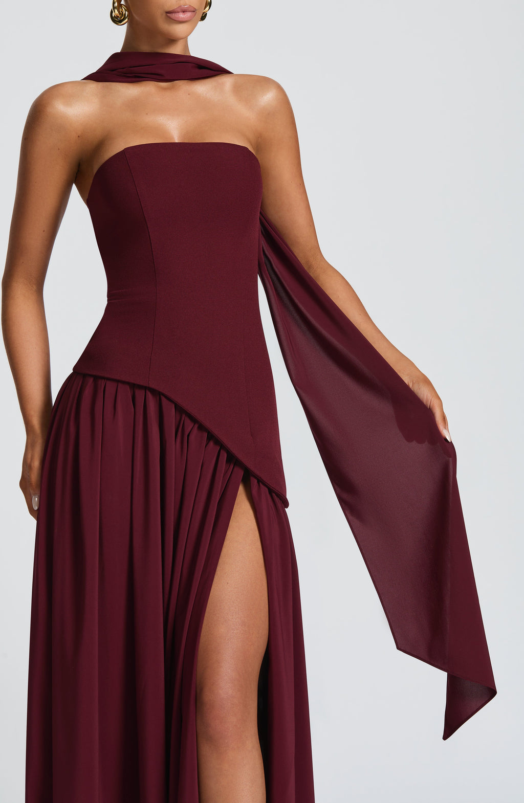 Look para una graduación: vestido Malena™ en cereza, foto 6