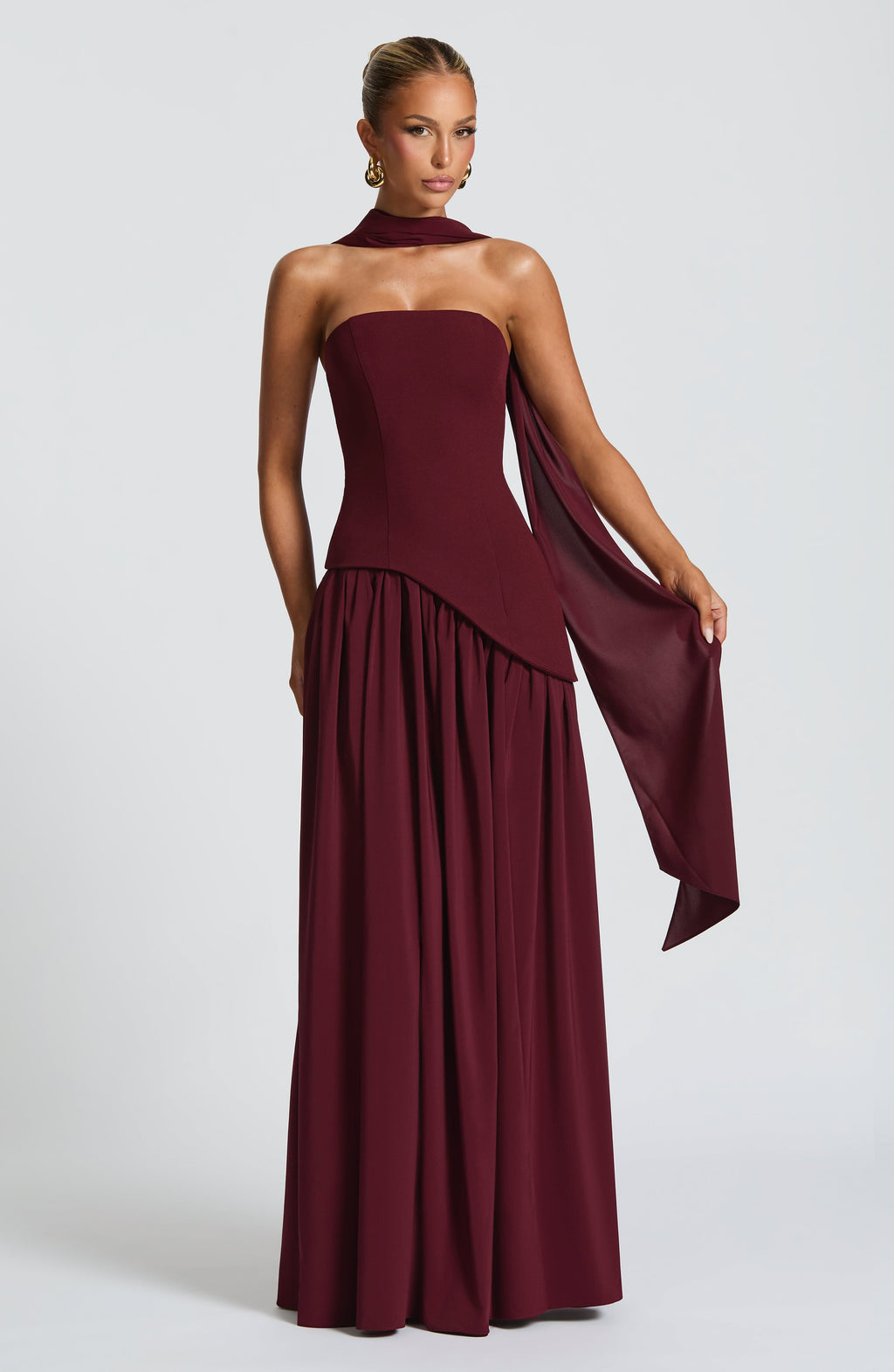 Vestido de evento Malena™ cereza con palabra de honor, foto 4