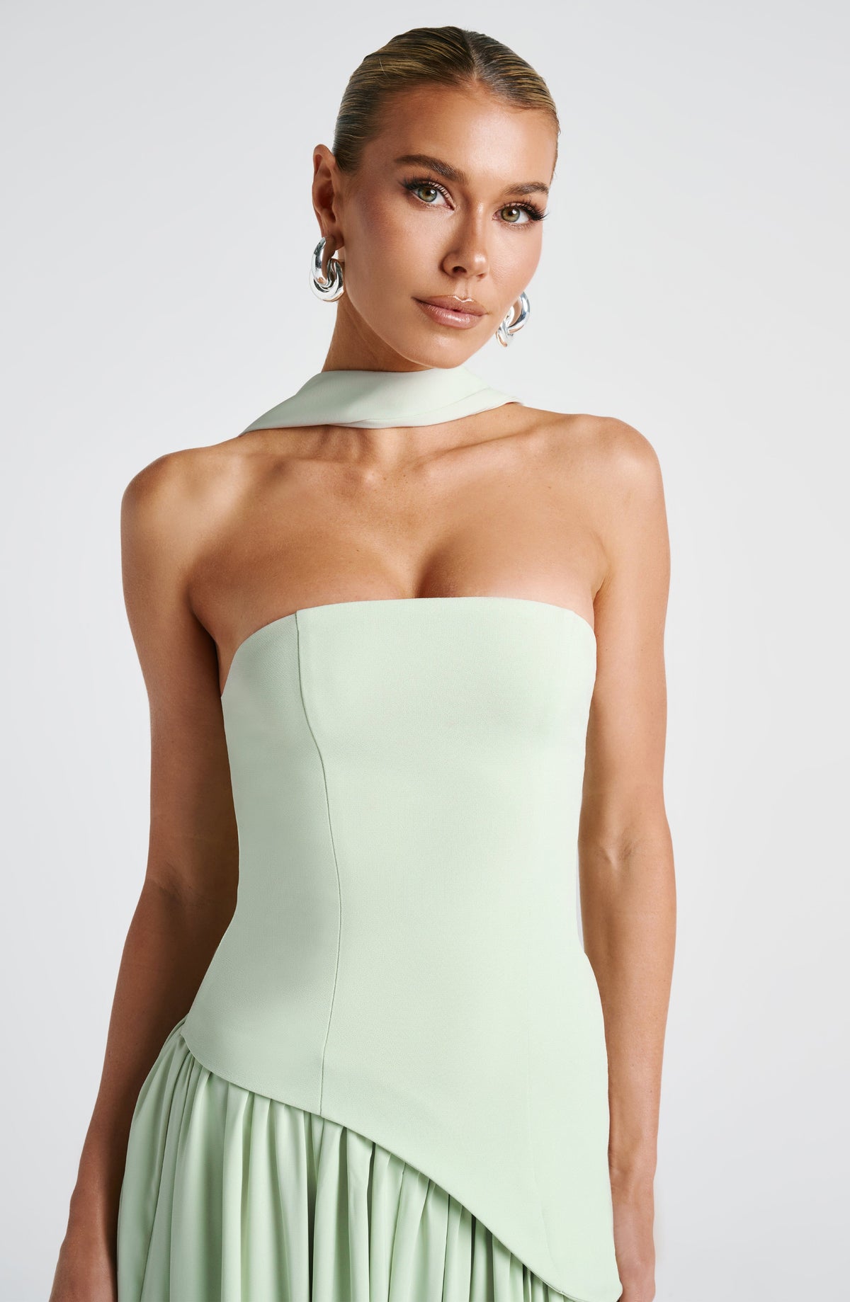 Malena™ menta, una opción de Ana Ibiza para una graduación, foto 8