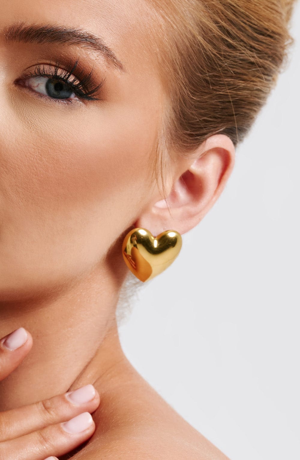 Milena™ - Pendientes de Corazón Dorados