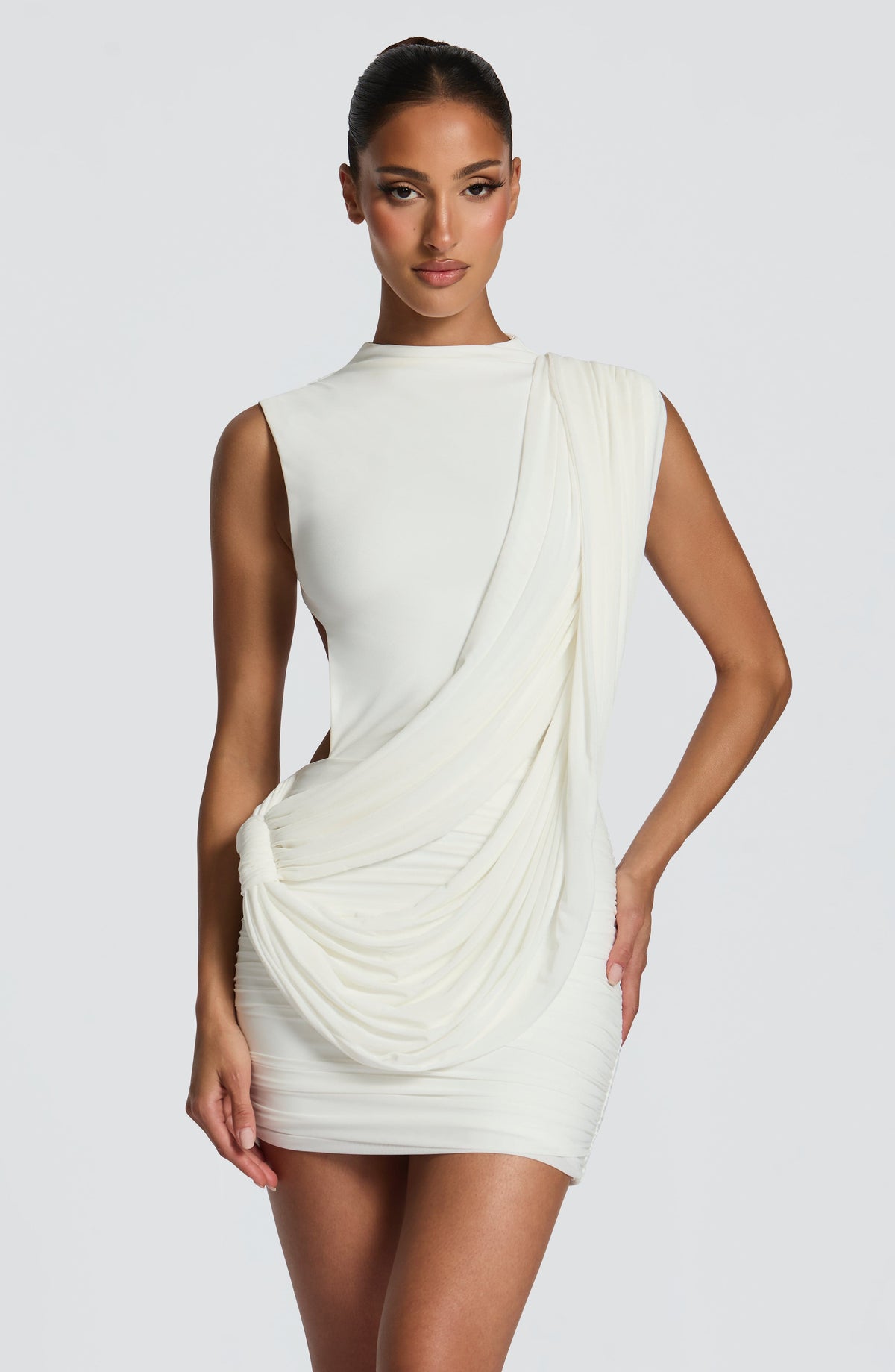 Mireya™ - Vestido Corto de Malla Marfil