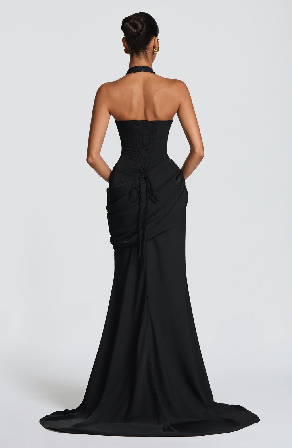 Noelia™ en negro, vestido largo de crepé, con corsé