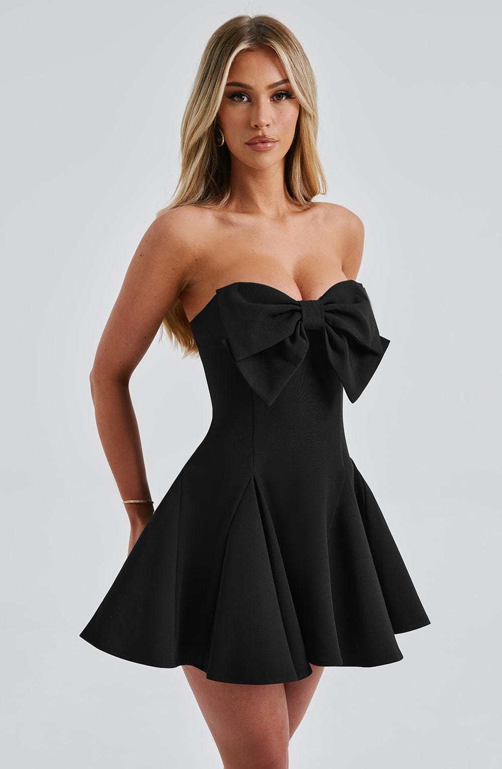 Rubí™ negro, una opción de Ana Ibiza para un evento, foto 8