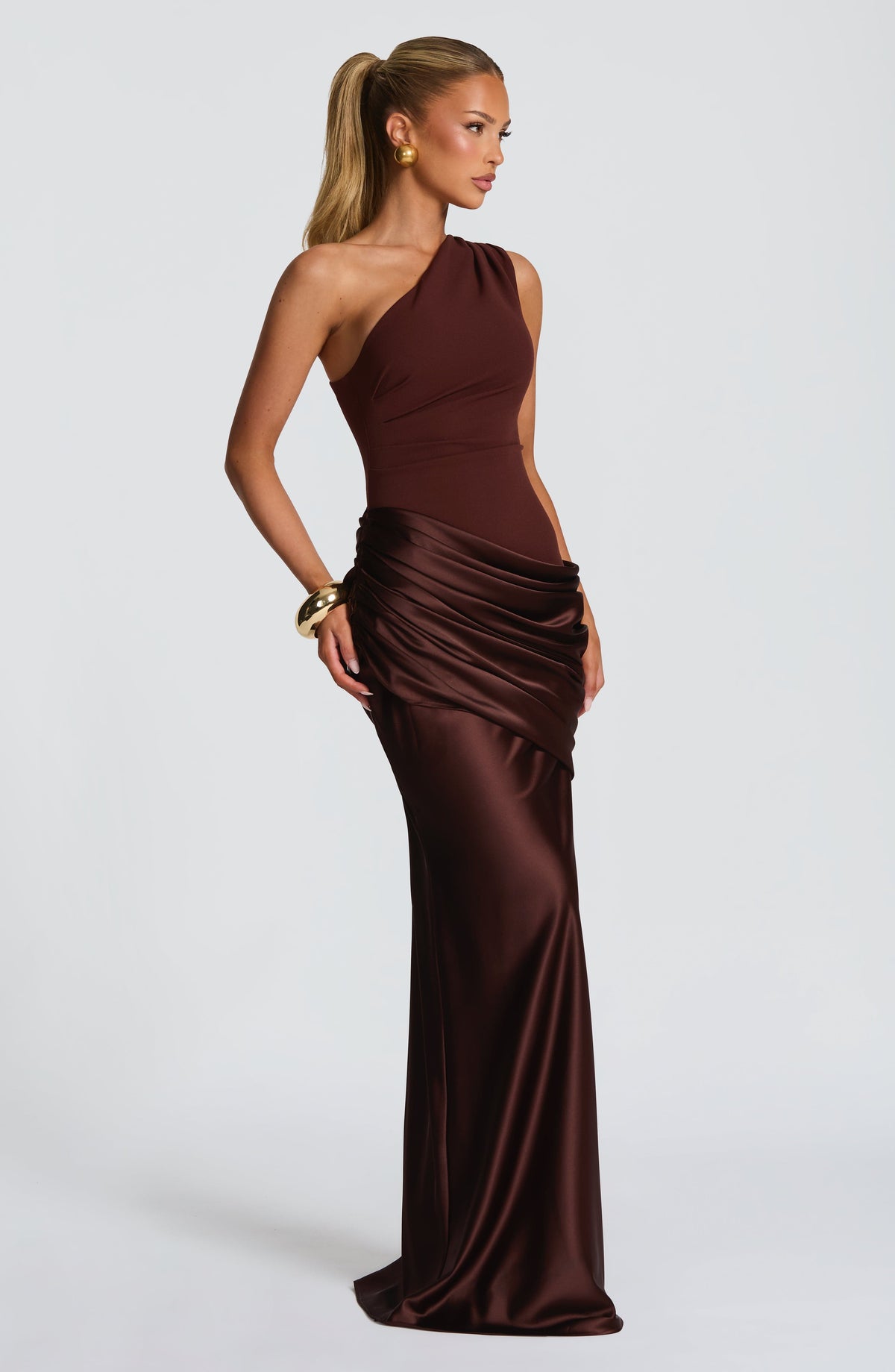 Vestido de evento Sabina™ ciruela con un solo hombro, foto 4
