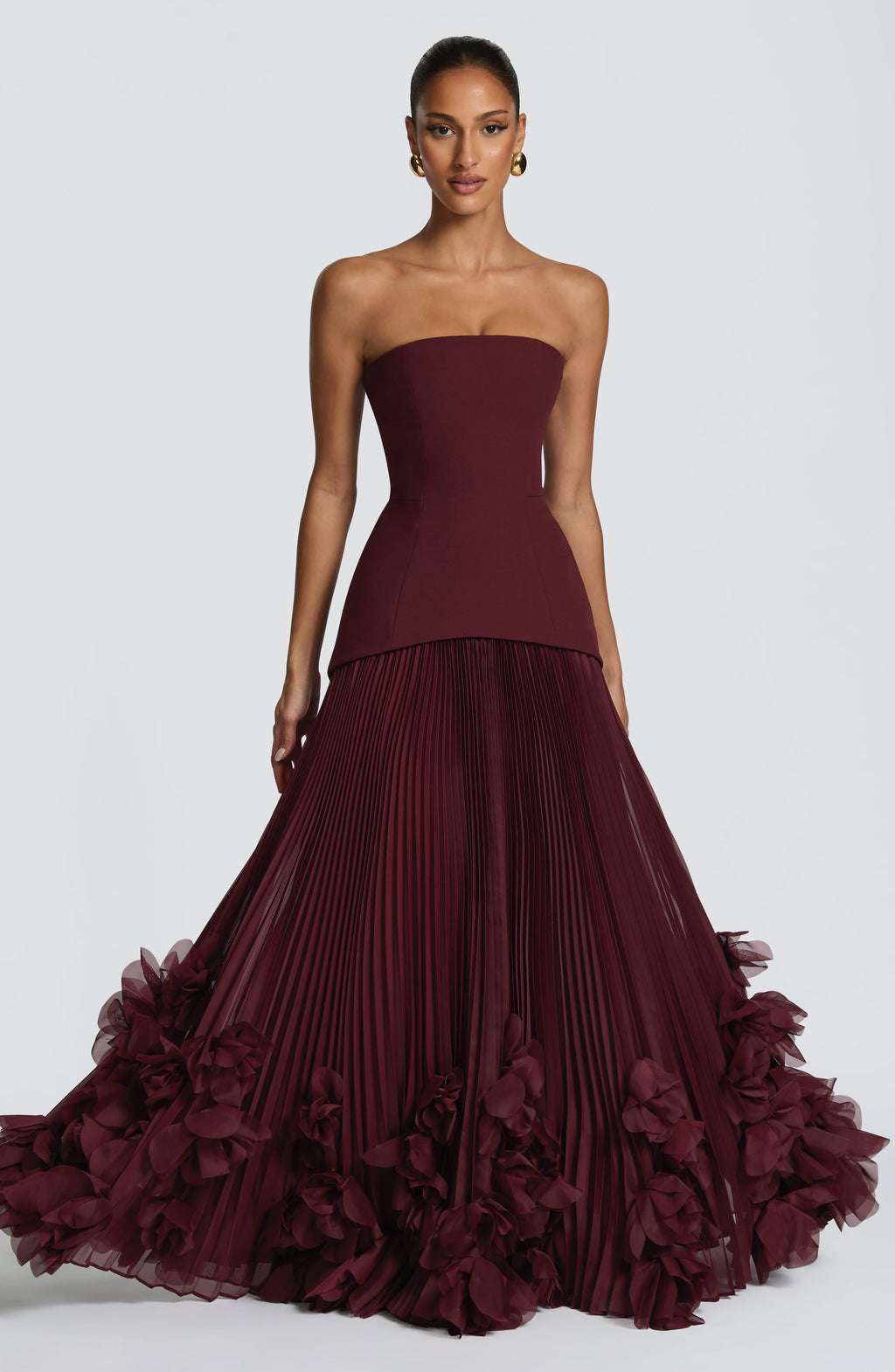 Look para una graduación: vestido Serena™ en cereza, foto 6