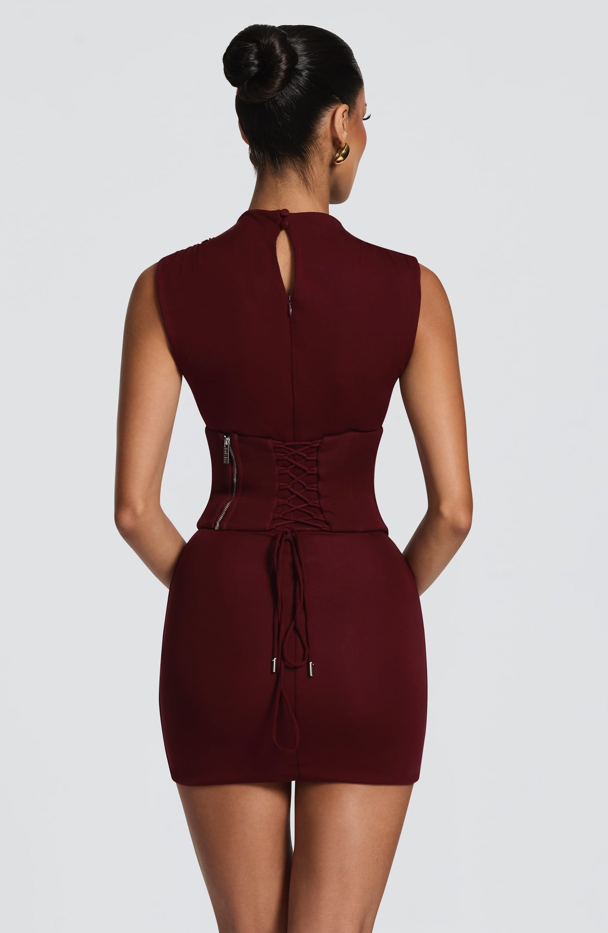 Salomé™ en cereza, vestido corto de punto, con corsé
