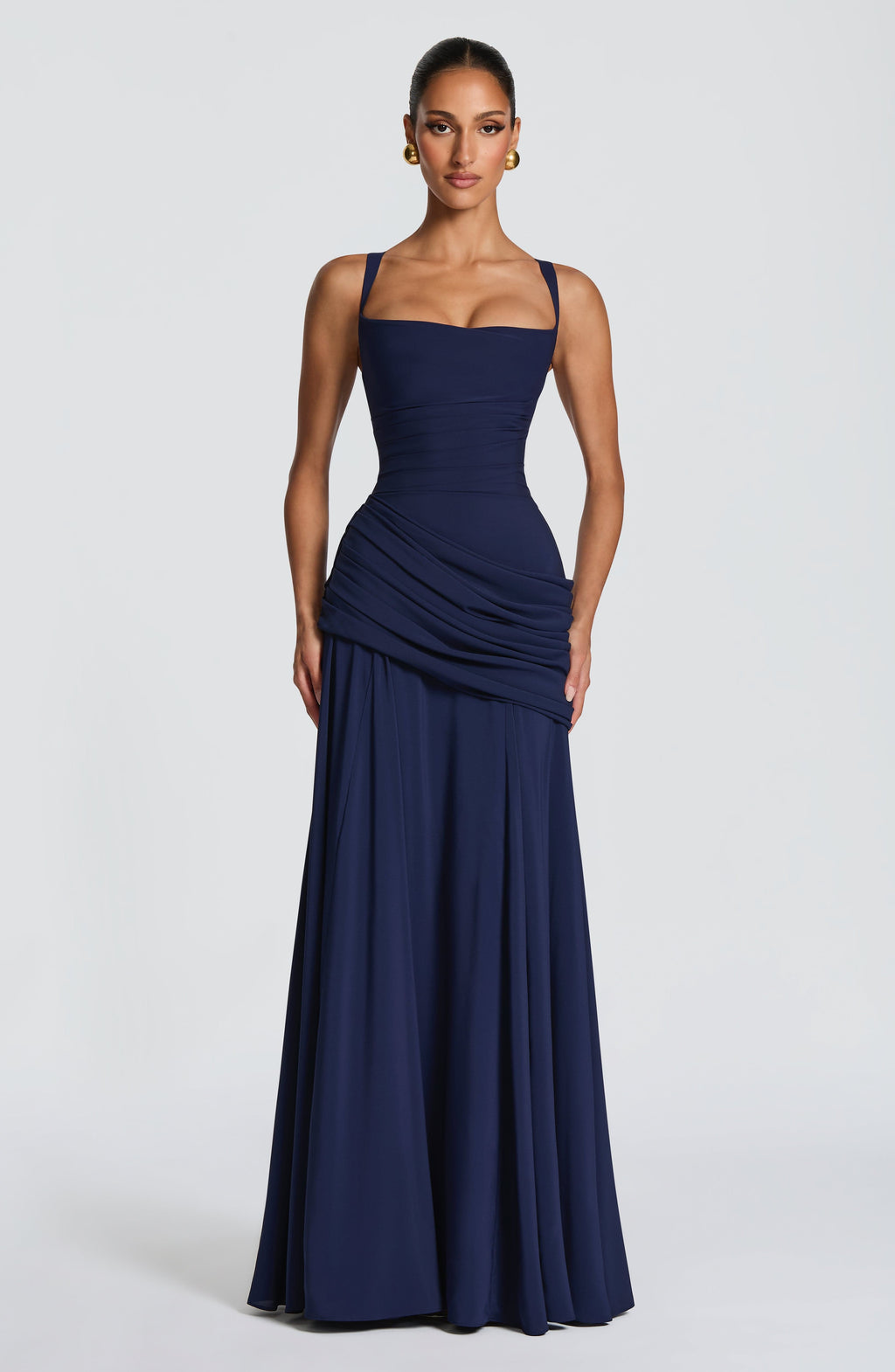 Look para una graduación: vestido Sara™ en azul marino, foto 6