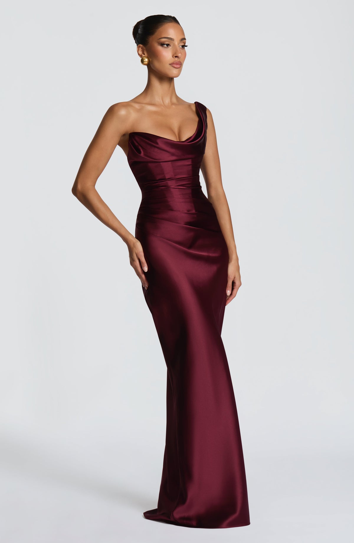 Vestido de evento Talía™ cereza con escote drapeado, foto 4